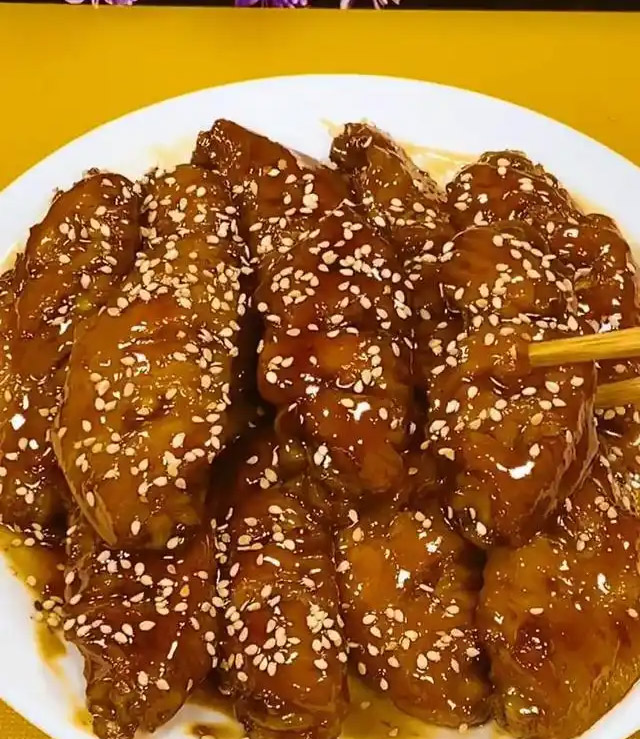 可乐鸡翅简单又好吃的特色美食,厨房小白也能轻松掌握